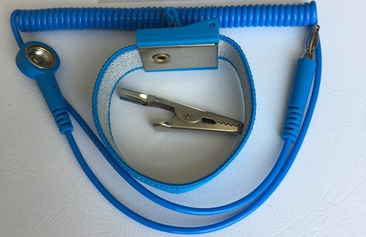 cheap wrist strap.jpg